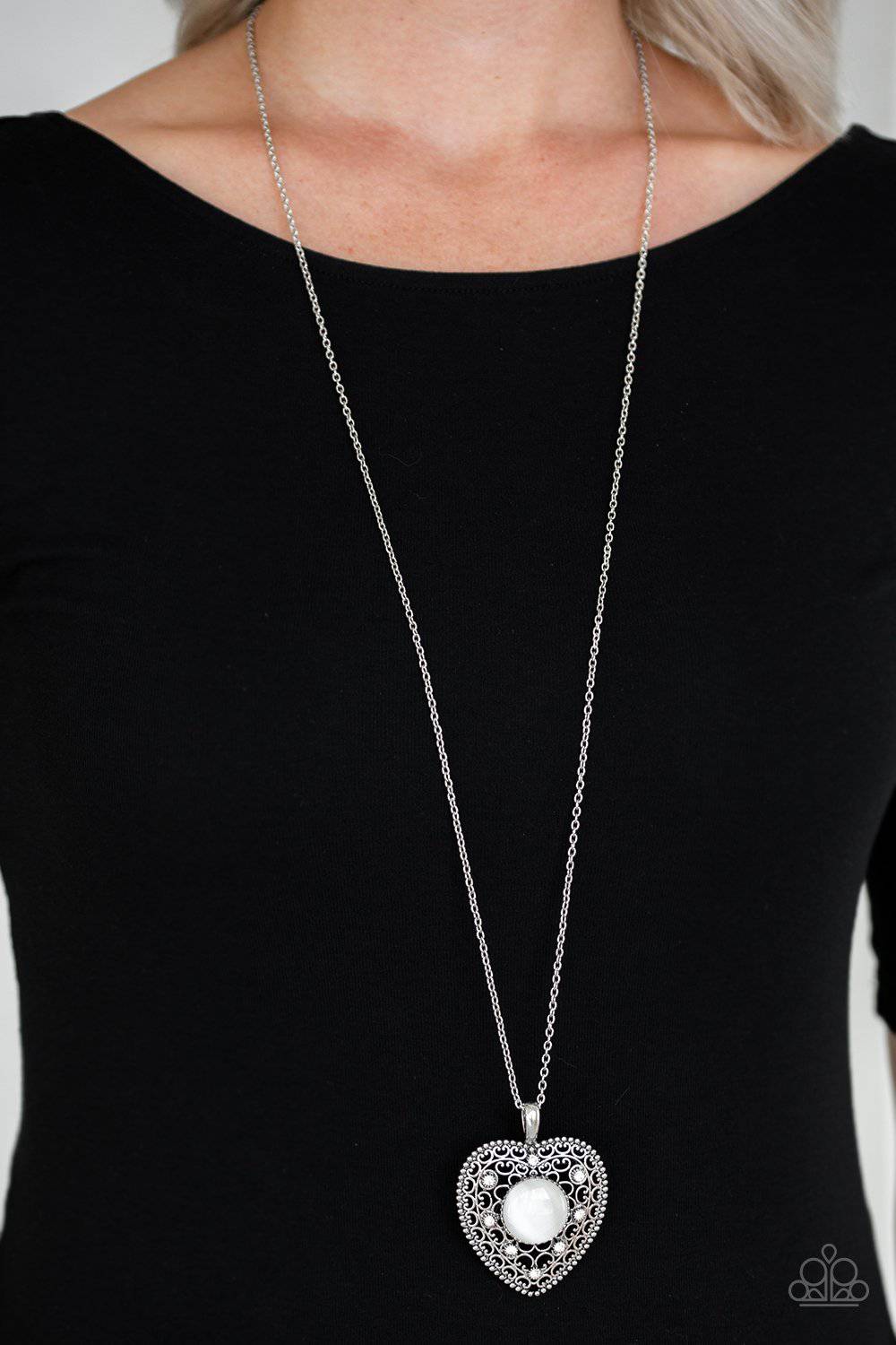 Paparazzi hot sale moonstone necklace