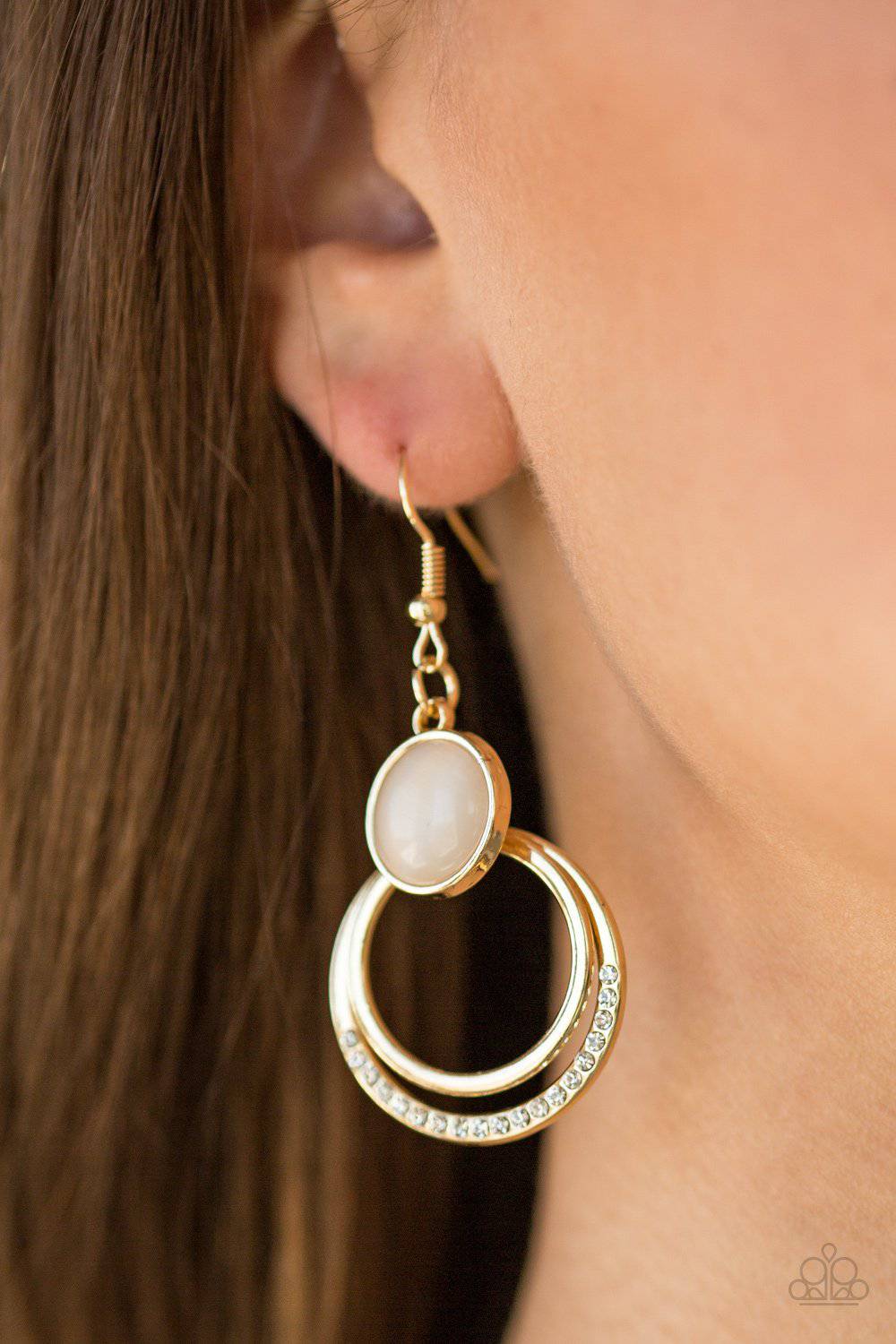 Paparazzi moonstone deals earrings