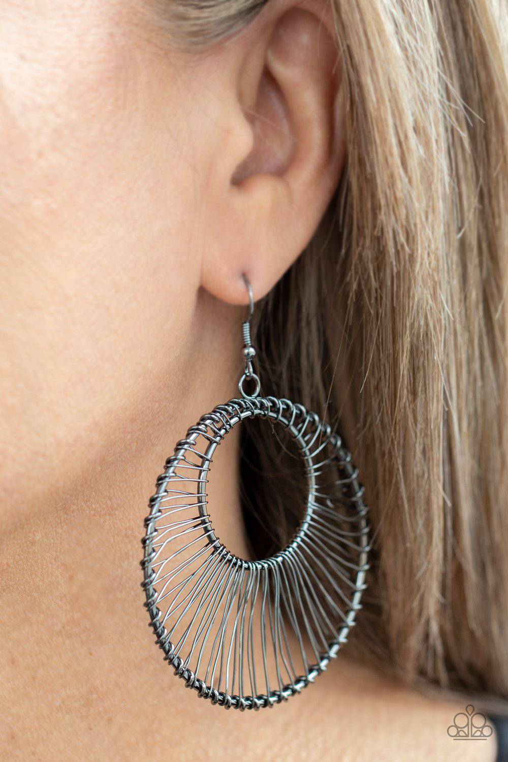 Paparazzi hot sale gunmetal earrings