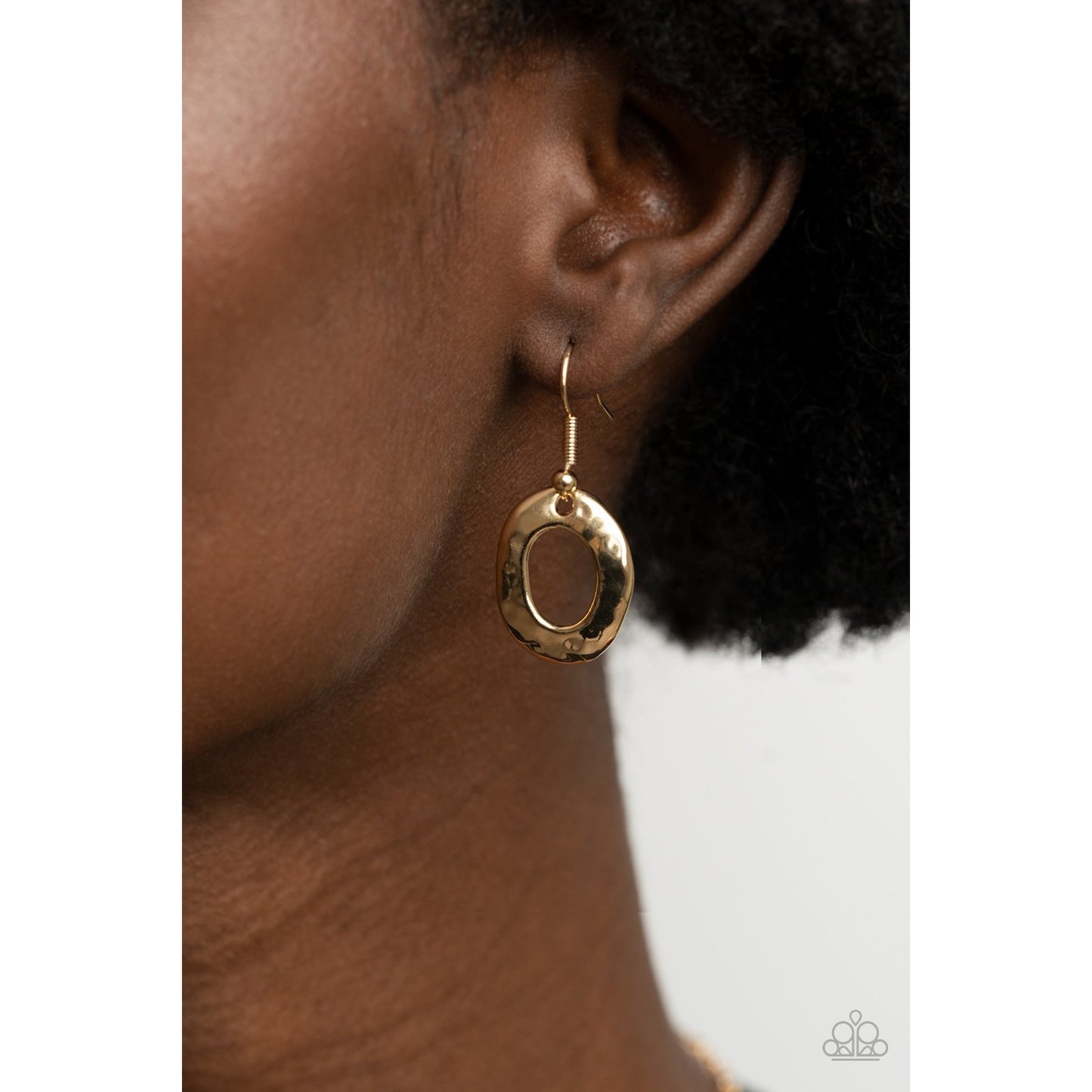 Gallery Artisan - Gold Necklace - Paparazzi Accessories - GlaMarous Titi Jewels