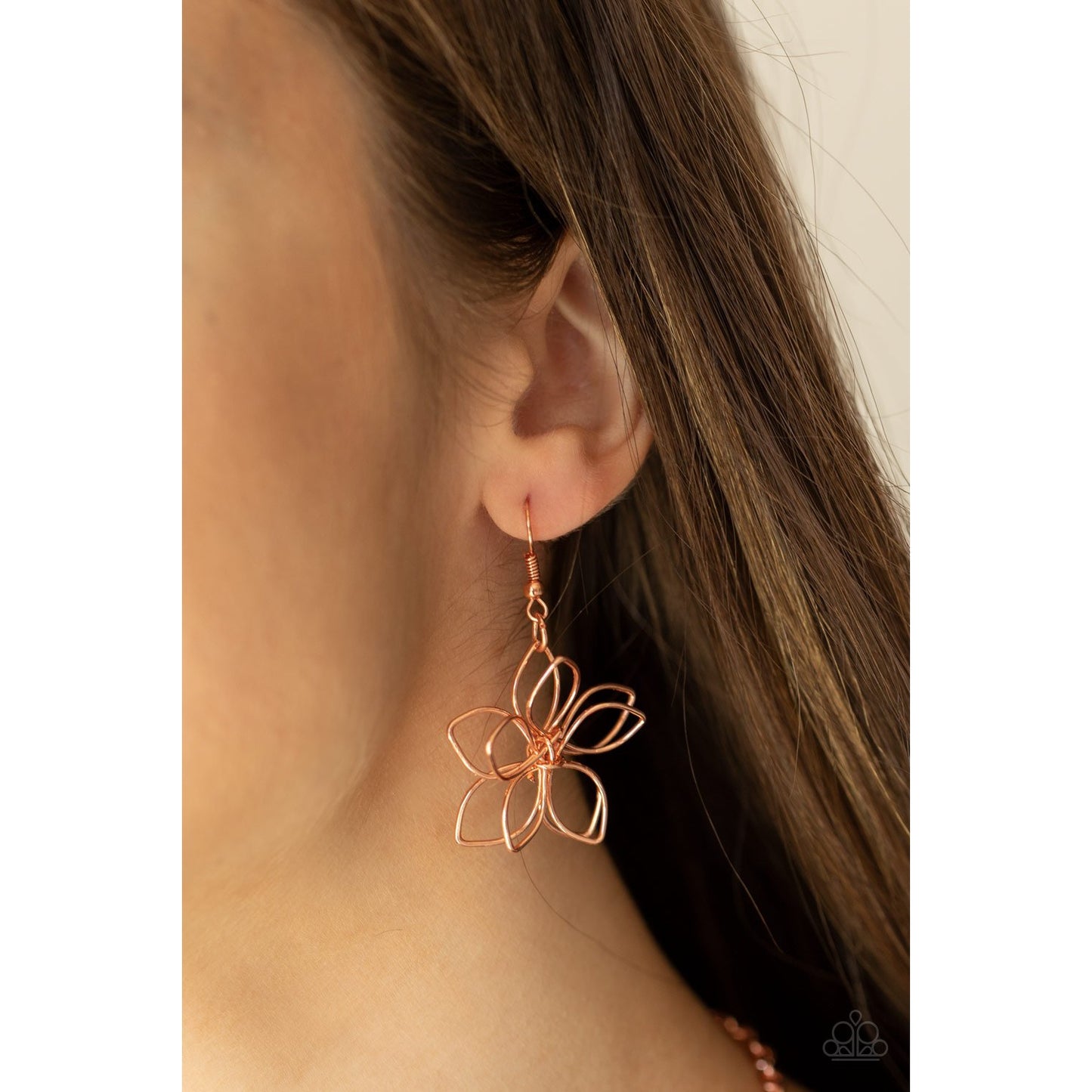 Flower Garden Fashionista - Copper Floral Necklace - Paparazzi Accessories - GlaMarous Titi Jewels
