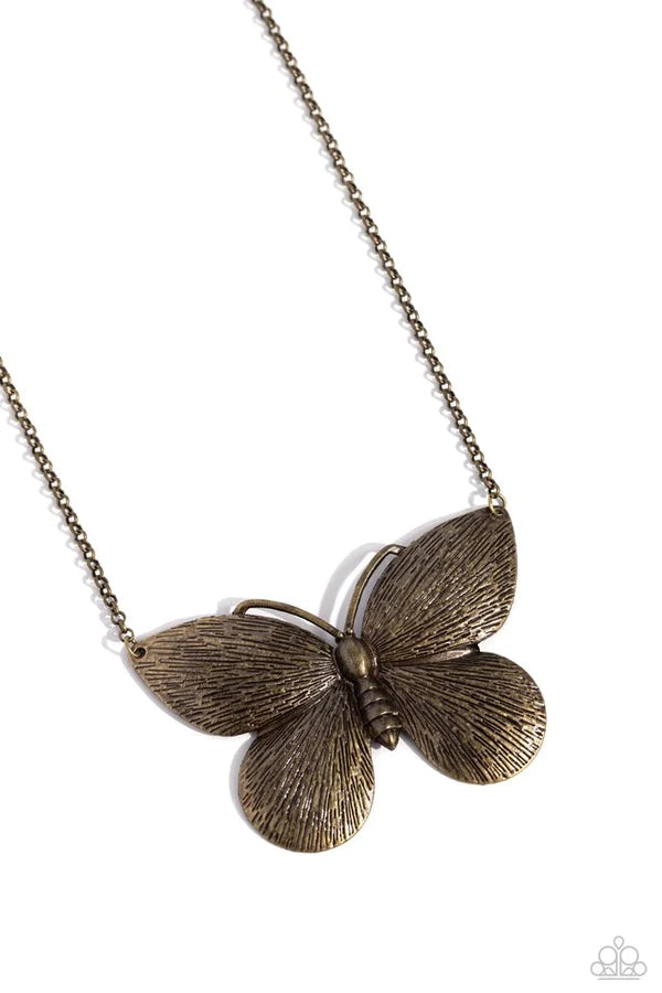 Paparazzi DRAWN to the Wind - Brass Necklace