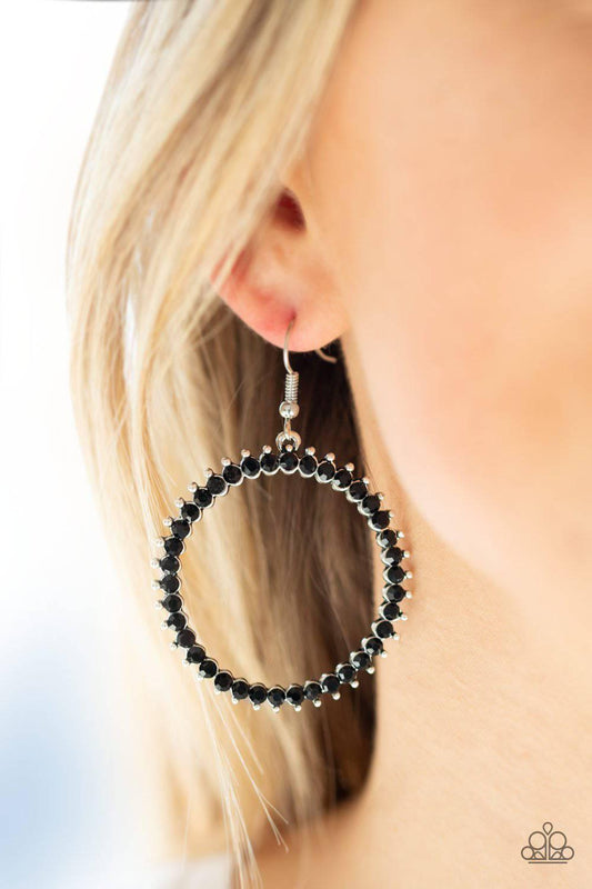 Spark Their Attention - Black - GlaMarous Titi Jewels