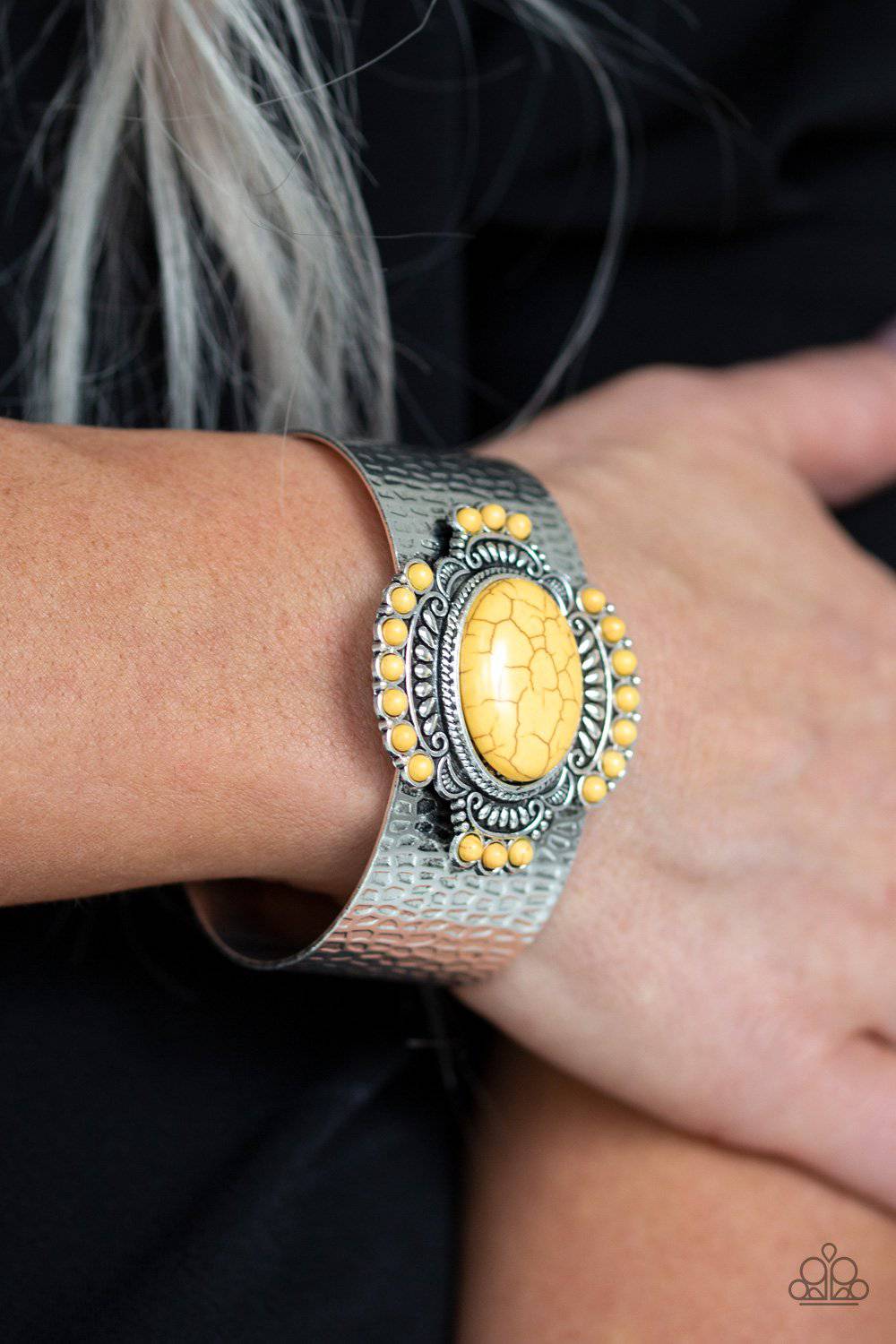 Canyon Crafted - Yellow Crackle Stone Bracelet - Paparazzi Accessories - GlaMarous Titi Jewels