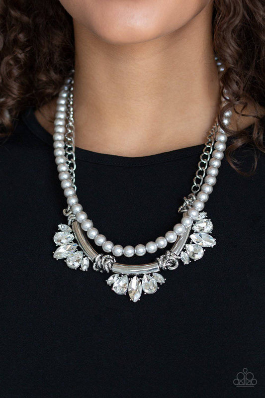 Bow Before The Queen - Silver - GlaMarous Titi Jewels
