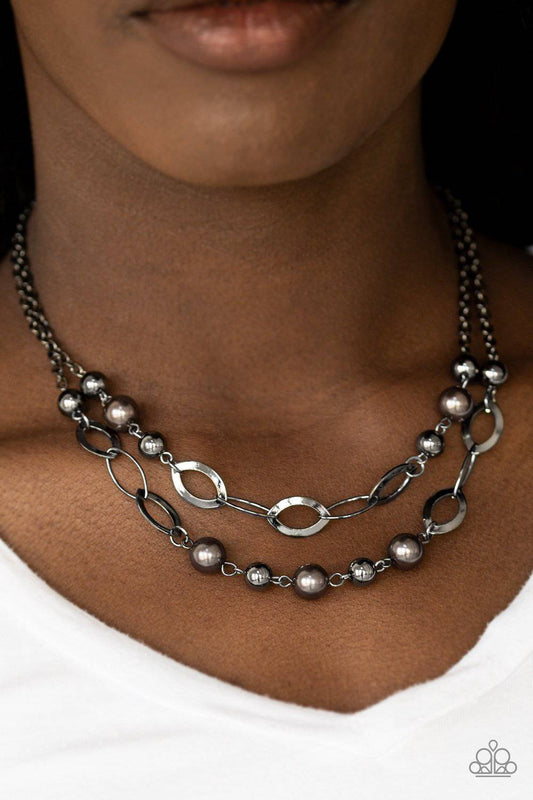 GLIMMER Takes All - Black - GlaMarous Titi Jewels