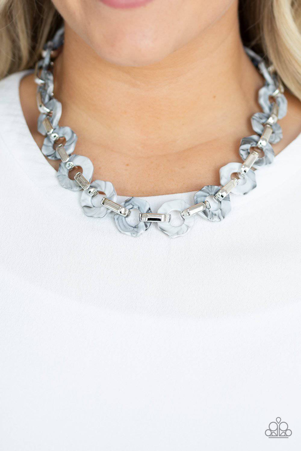 Fashionista Fever - Silver Acrylic Necklace - Paparazzi Accessories - GlaMarous Titi Jewels