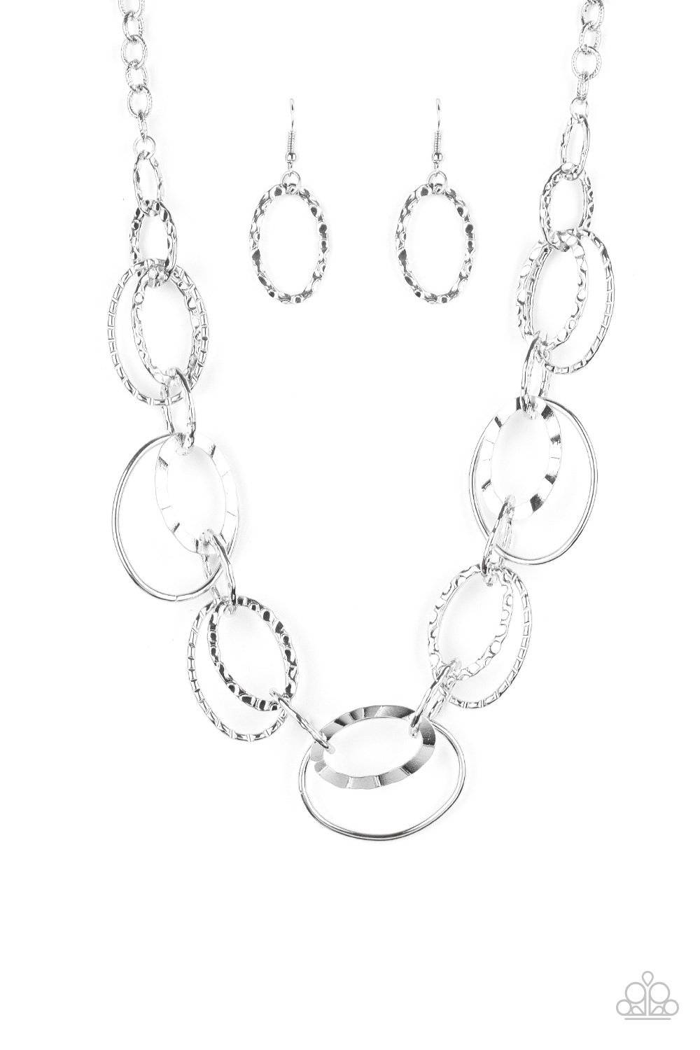 Bend OVAL Backwards - Silver - GlaMarous Titi Jewels