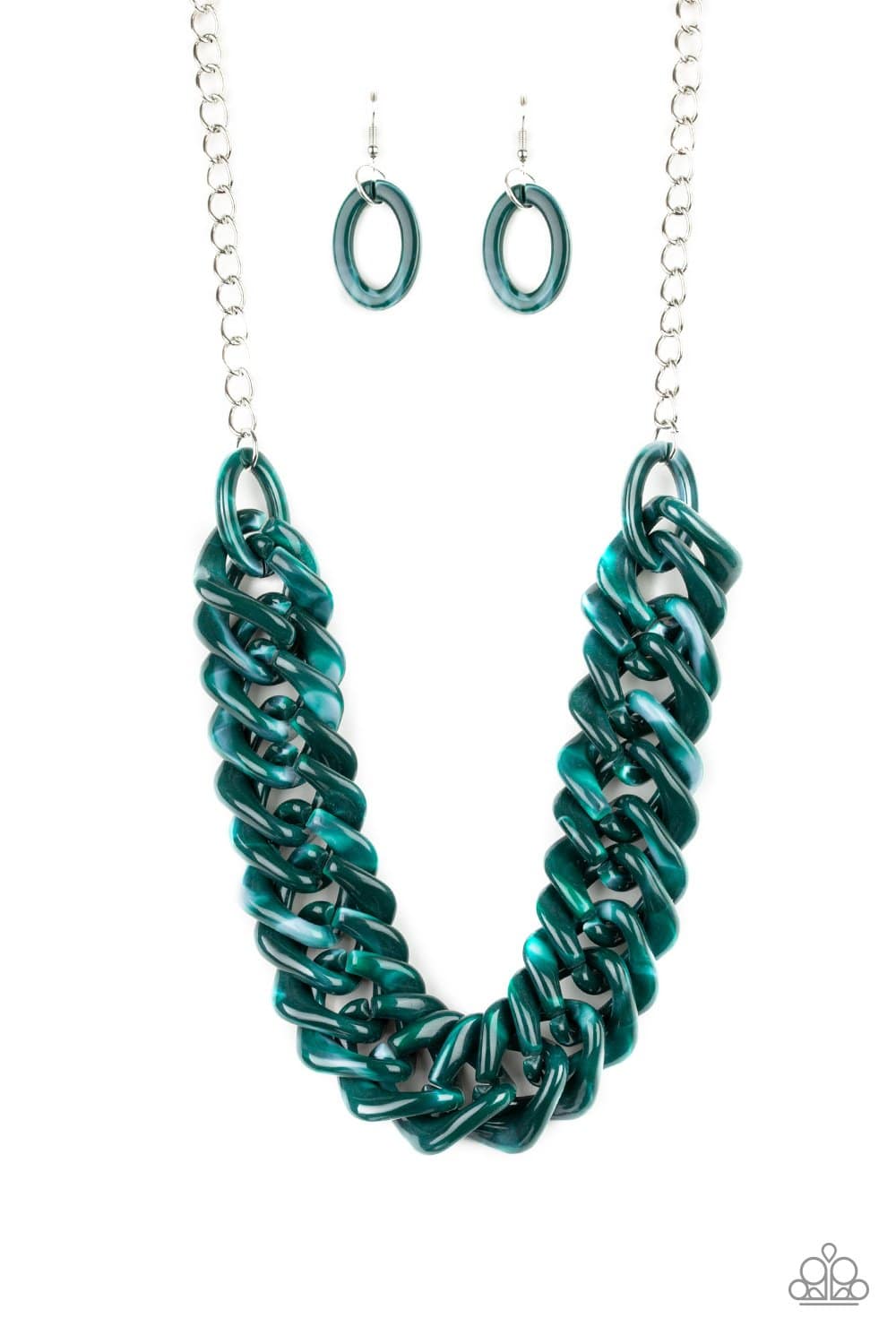 Comin In HAUTE - Green Acrylic Necklace - Paparazzi Accessories - GlaMarous Titi Jewels