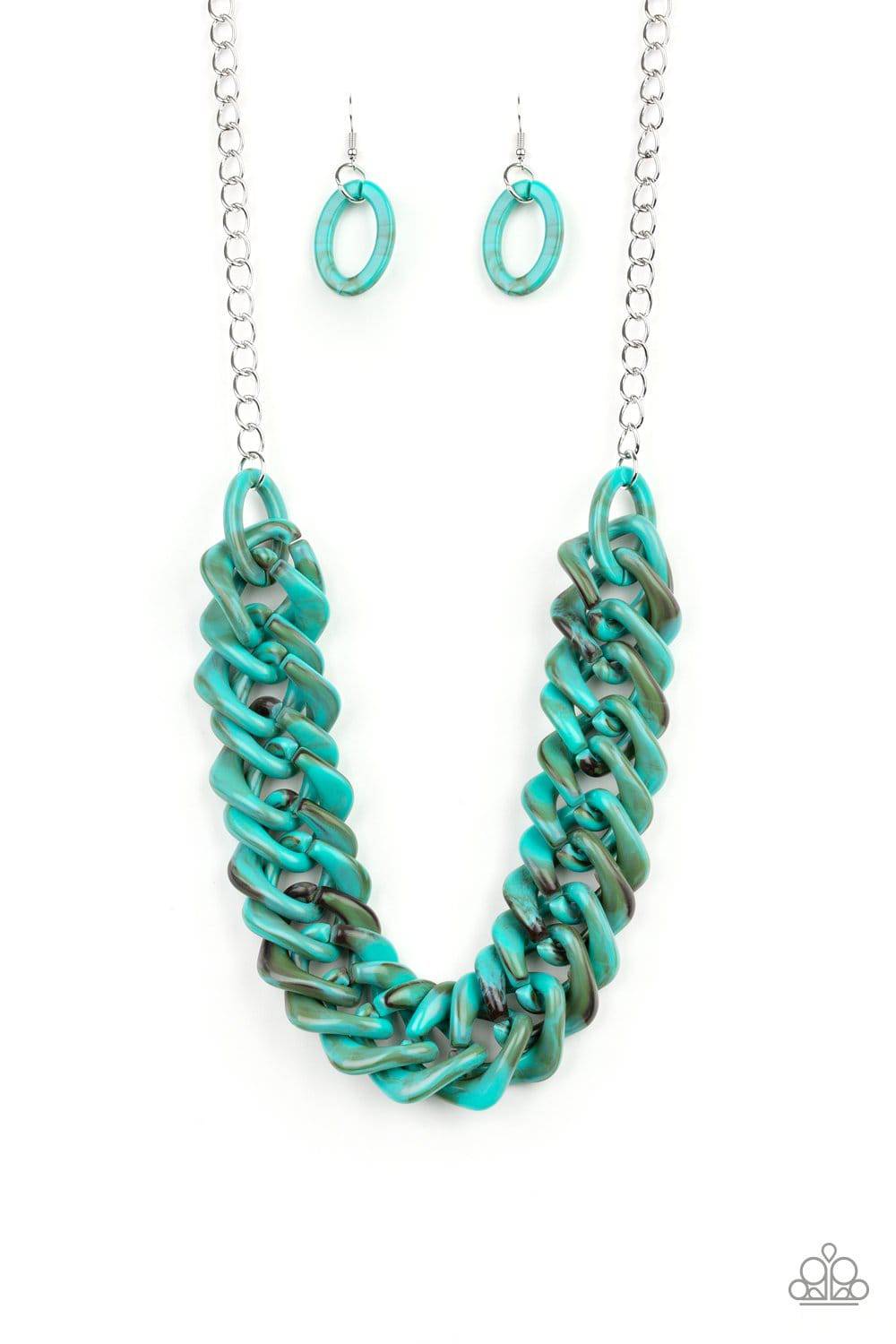 Comin In HAUTE Blue Necklace - Paparazzi Accessories - GlaMarous Titi Jewels