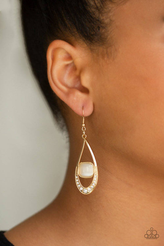 The Greatest GLOW on Earth Cat's Eye Earrings - Paparazzi Accessories - GlaMarous Titi Jewels