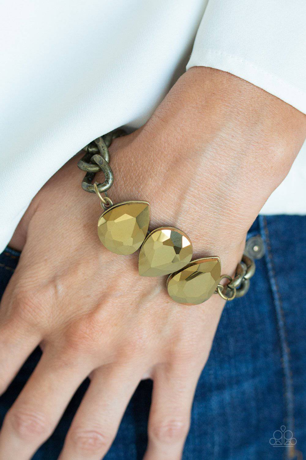 Bring Your Own Bling - Brass Chain Teardrop Bracelet - Paparazzi Accessories - GlaMarous Titi Jewels