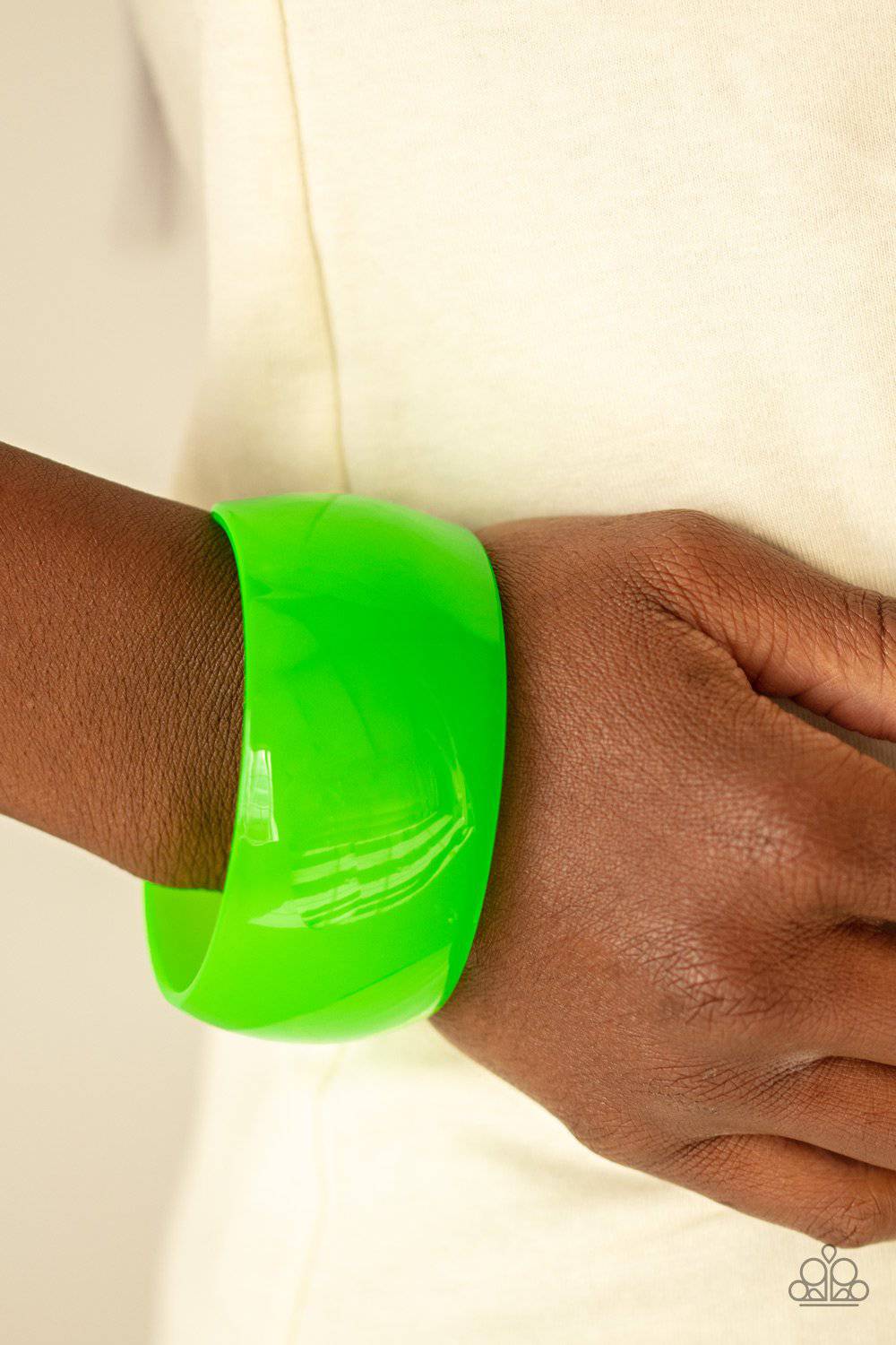 Fluent in Flamboyance - Neon Green Acrylic Bracelet - Paparazzi Accessories - GlaMarous Titi Jewels