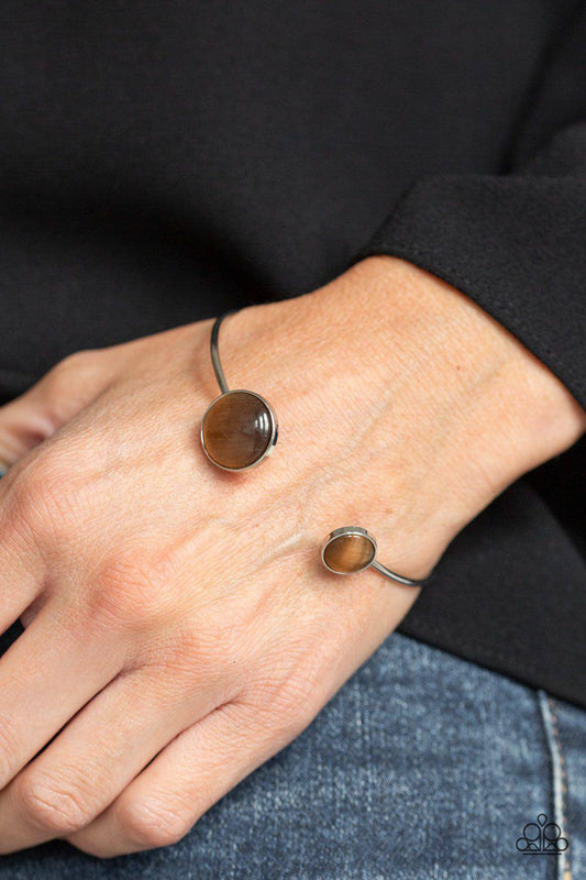 Brilliantly Basic - Brown Cat's Eye Bracelet - Paparazzi Accessories - GlaMarous Titi Jewels