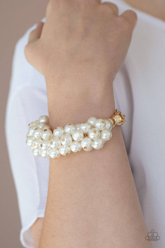 Up Class Clash - Gold Pearl Stretchy Bracelet- Paparazzi Accessories - GlaMarous Titi Jewels