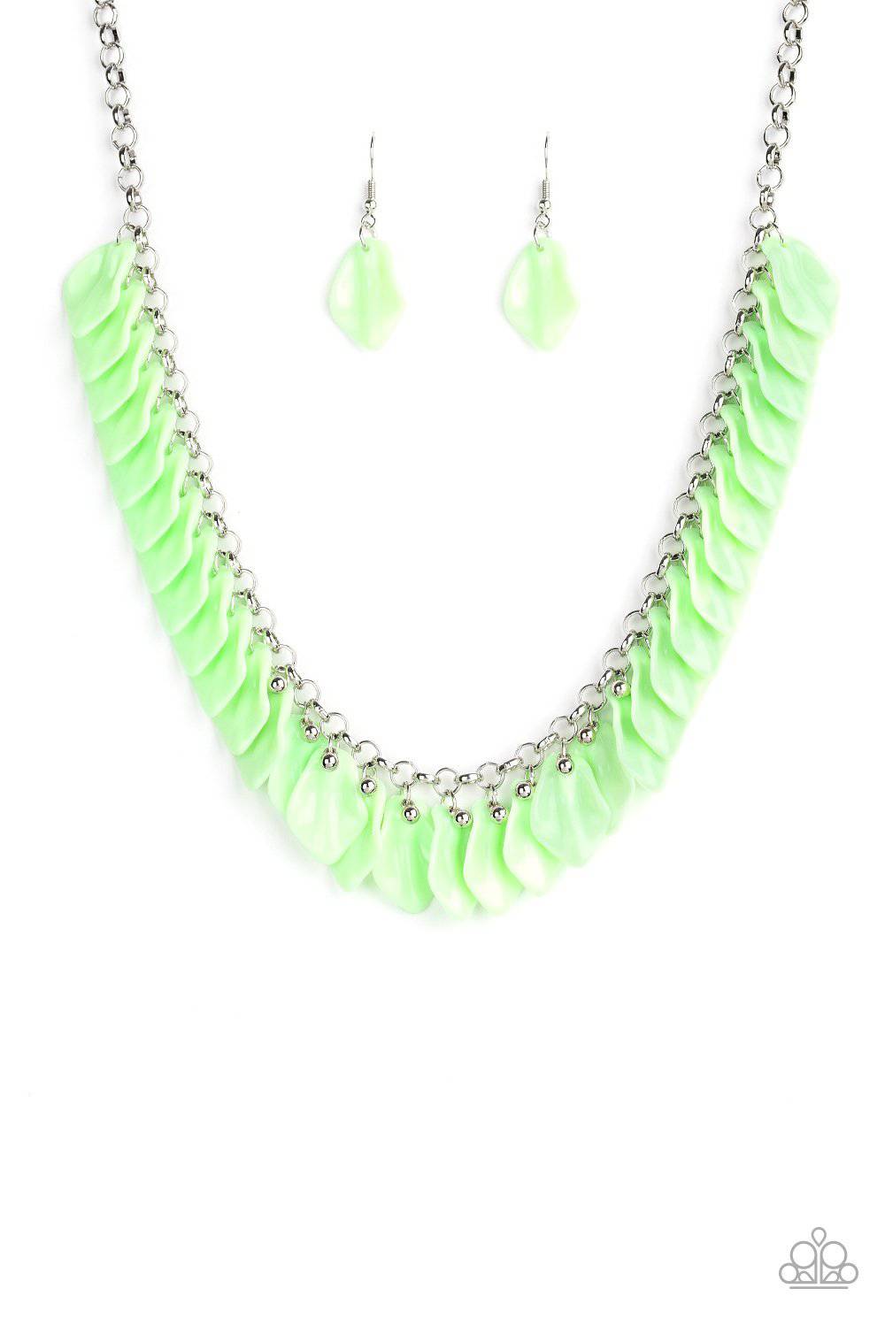 Super Bloom - Green Necklace- Paparazzi Accessories - GlaMarous Titi Jewels