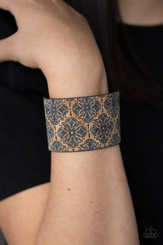 Cork Culture - Blue Floral Cork-Like Leather Snap Bracelet - Paparazzi Accessories - GlaMarous Titi Jewels