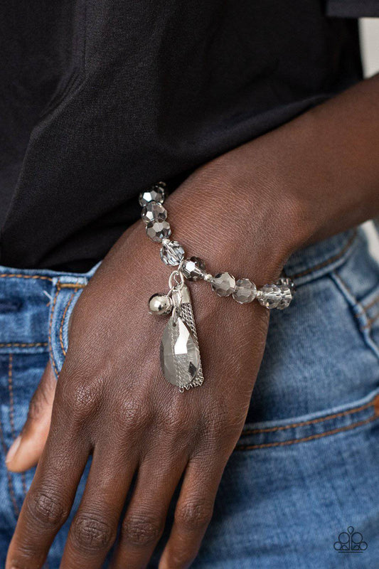 Leaving So SWOON? - Silver Stretchy Bracelet - Paparazzi Accessories - GlaMarous Titi Jewels