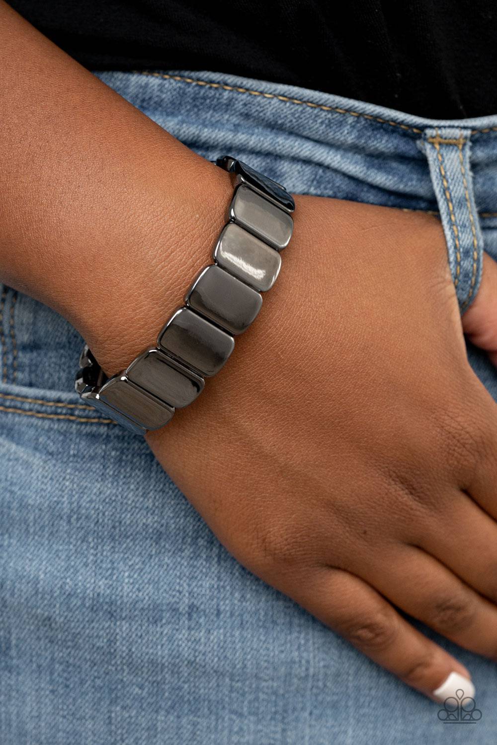 Retro Effect - Black Gunmetal Bracelet - Paparazzi Accessories - GlaMarous Titi Jewels