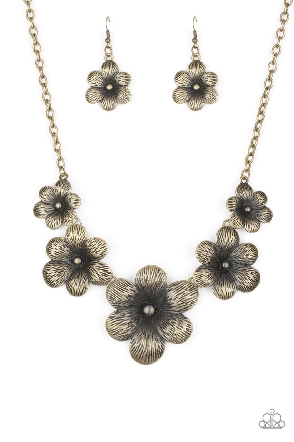 Secret Garden - Brass Flowers Necklace - Paparazzi Accessories - GlaMarous Titi Jewels