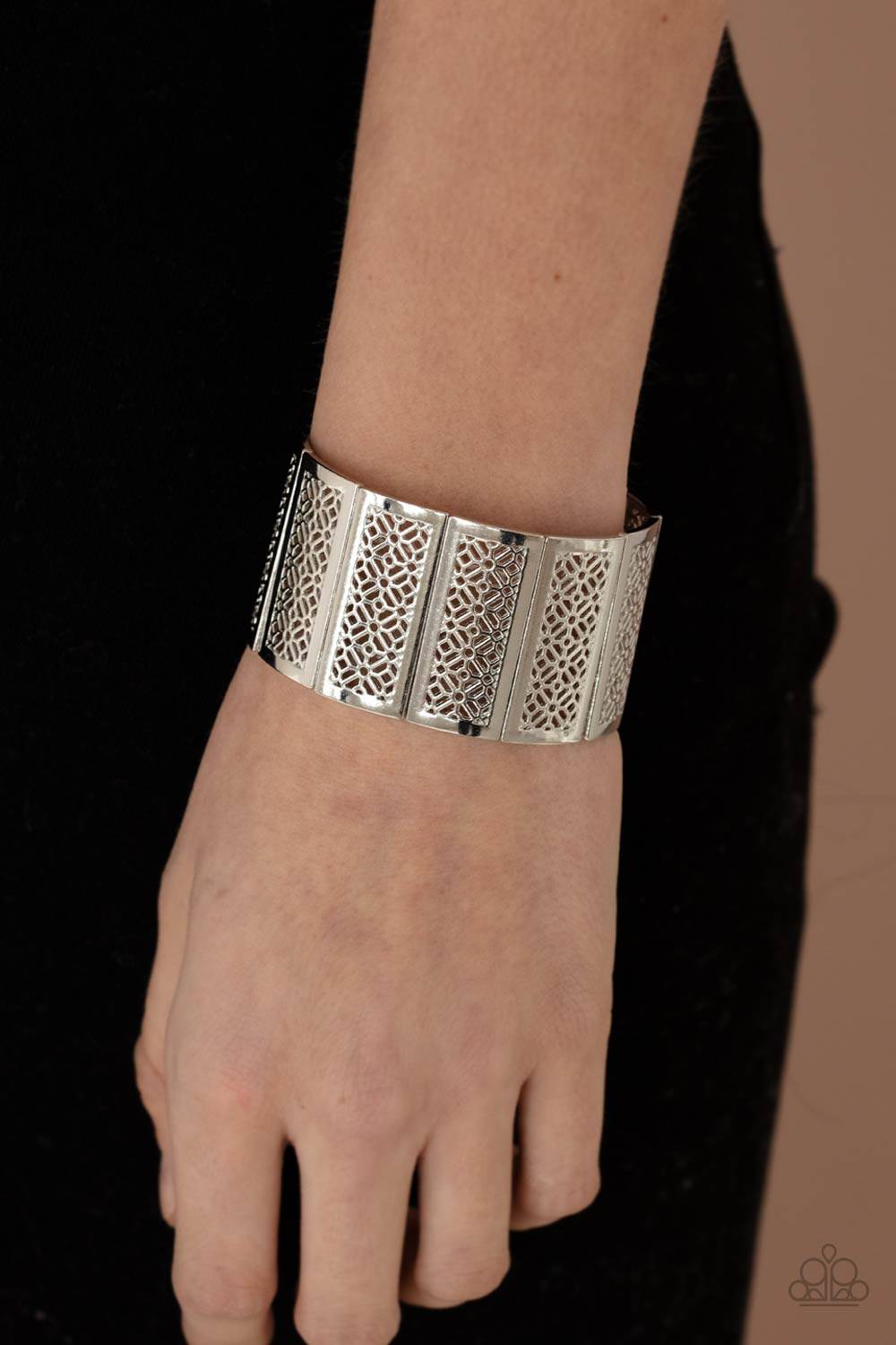 Thai Terrariums - Silver Floral Bracelet - Paparazzi Accessories - GlaMarous Titi Jewels