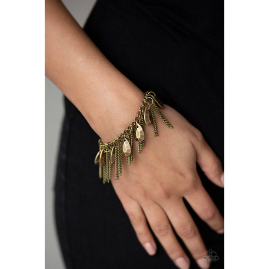 Brag Swag - Paparazzi Accessories - Paparazzi Accessories - GlaMarous Titi Jewels