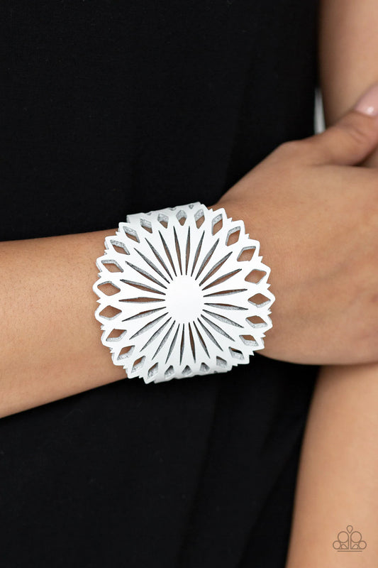 Wildflower Garden ♥ White Bracelet ♥ Paparazzi Accessories - GlaMarous Titi Jewels