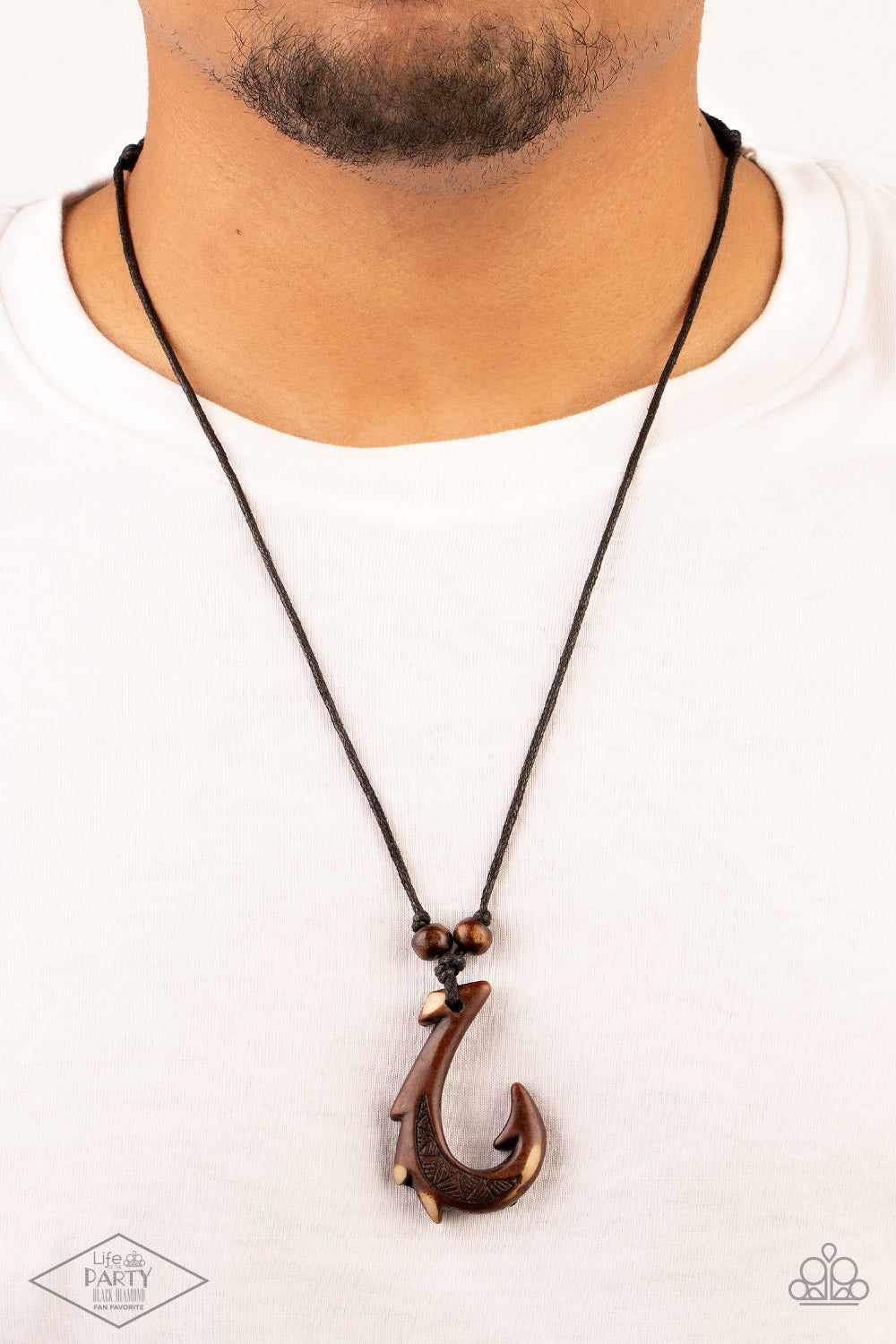 Off The Hook - Urban Necklace - Paparazzi Accessories - GlaMarous Titi Jewels