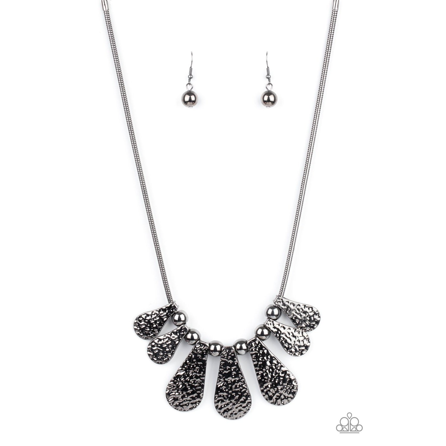 Gallery Goddess - Black Necklace - Paparazzi Accessories - GlaMarous Titi Jewels