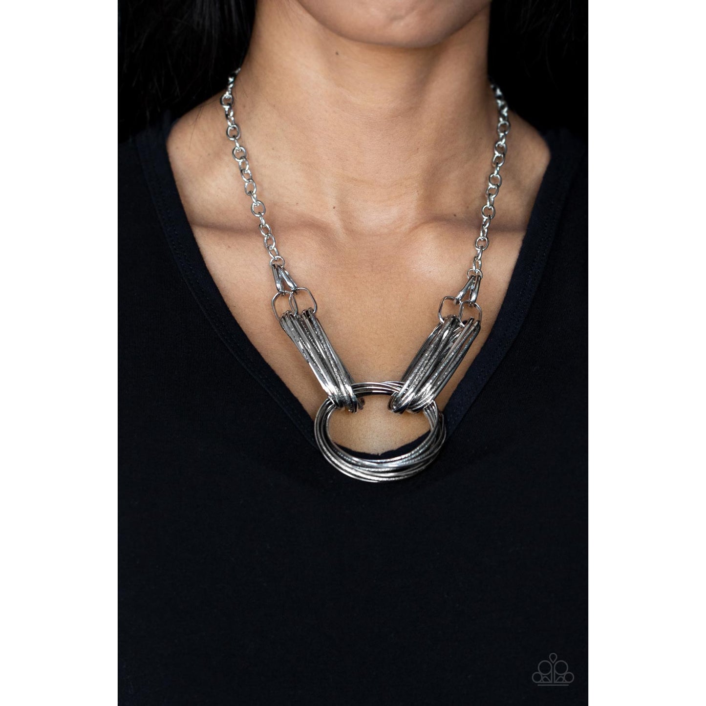 Lip Sync Links - Silver Necklace - Paparazzi Accessories - GlaMarous Titi Jewels