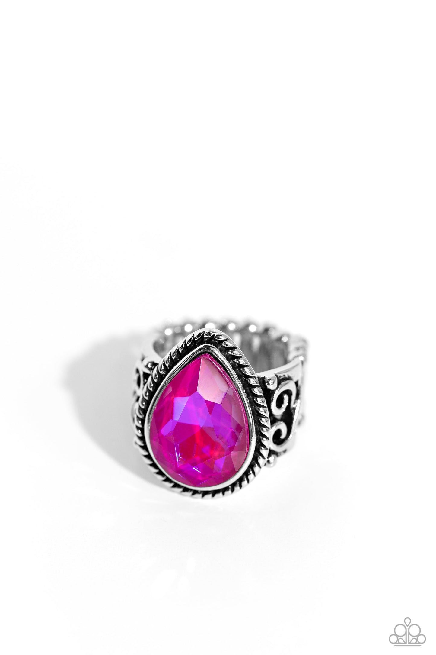 Paparazzi Supernatural Sparkle - Pink Ring