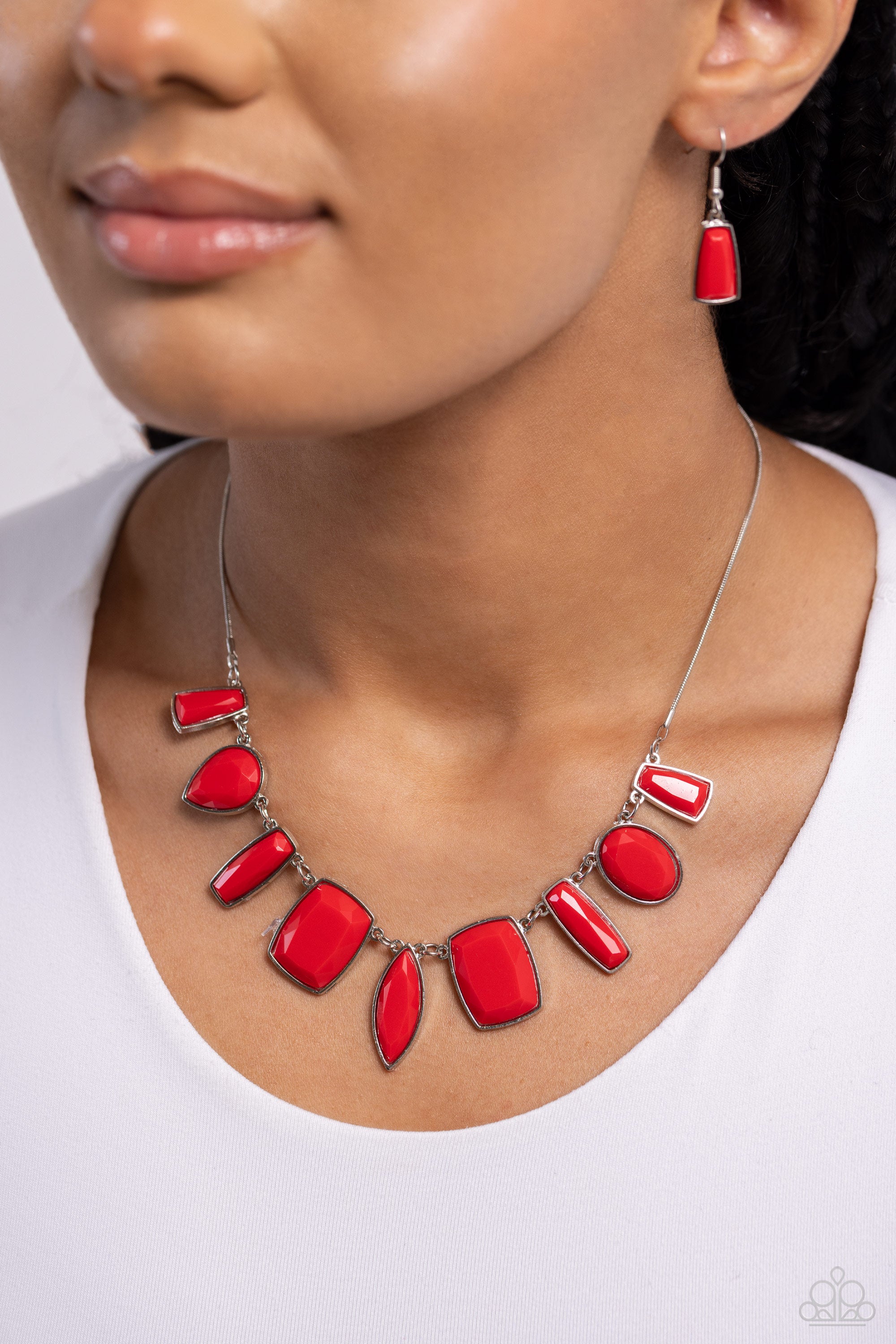 Red on sale paparazzi necklace