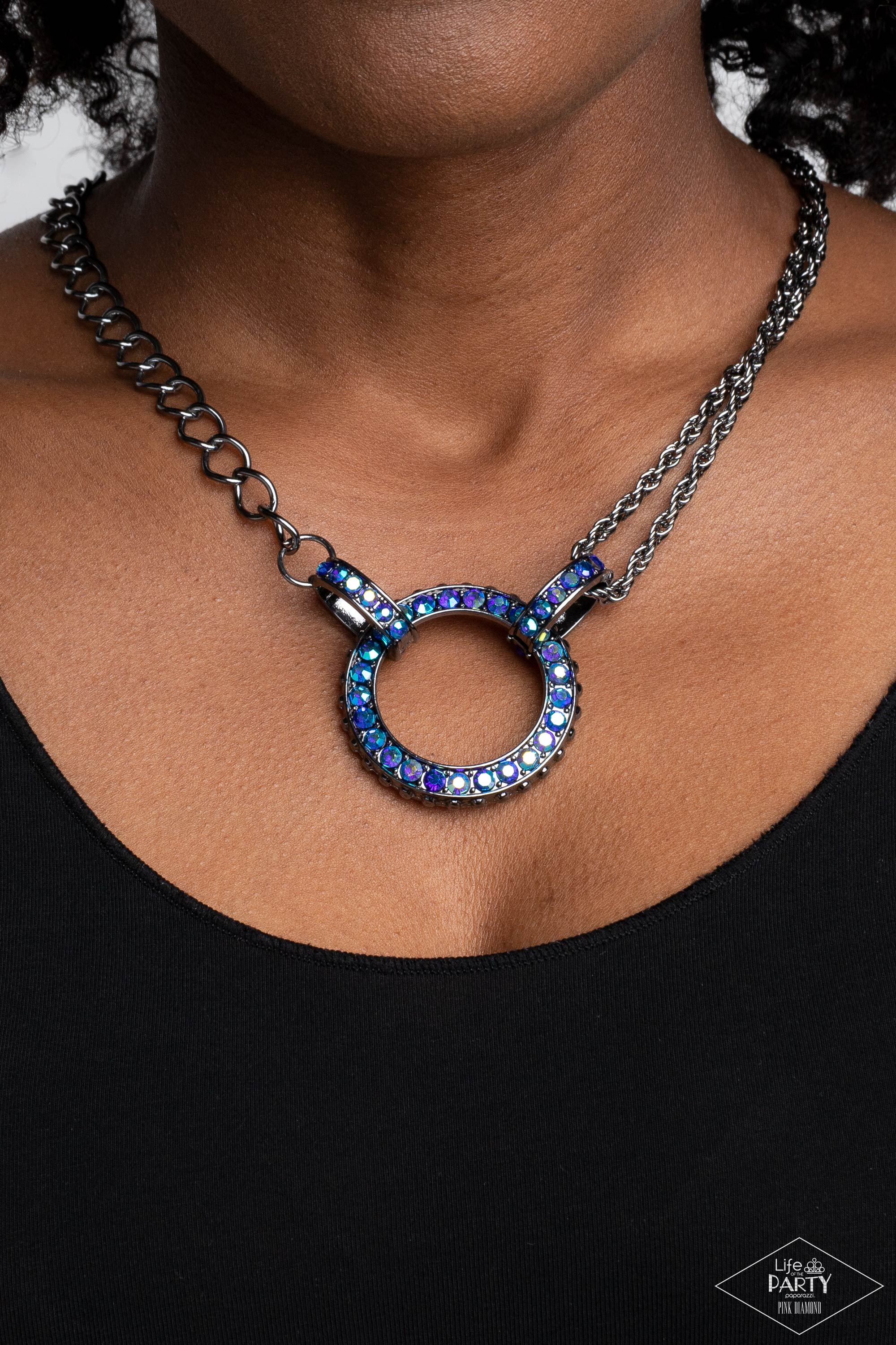 Paparazzi blue deals necklace