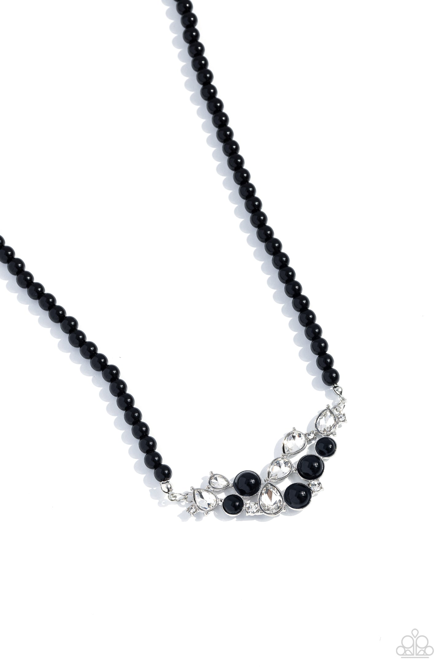 Paparazzi Pampered Pearls - Black Necklace