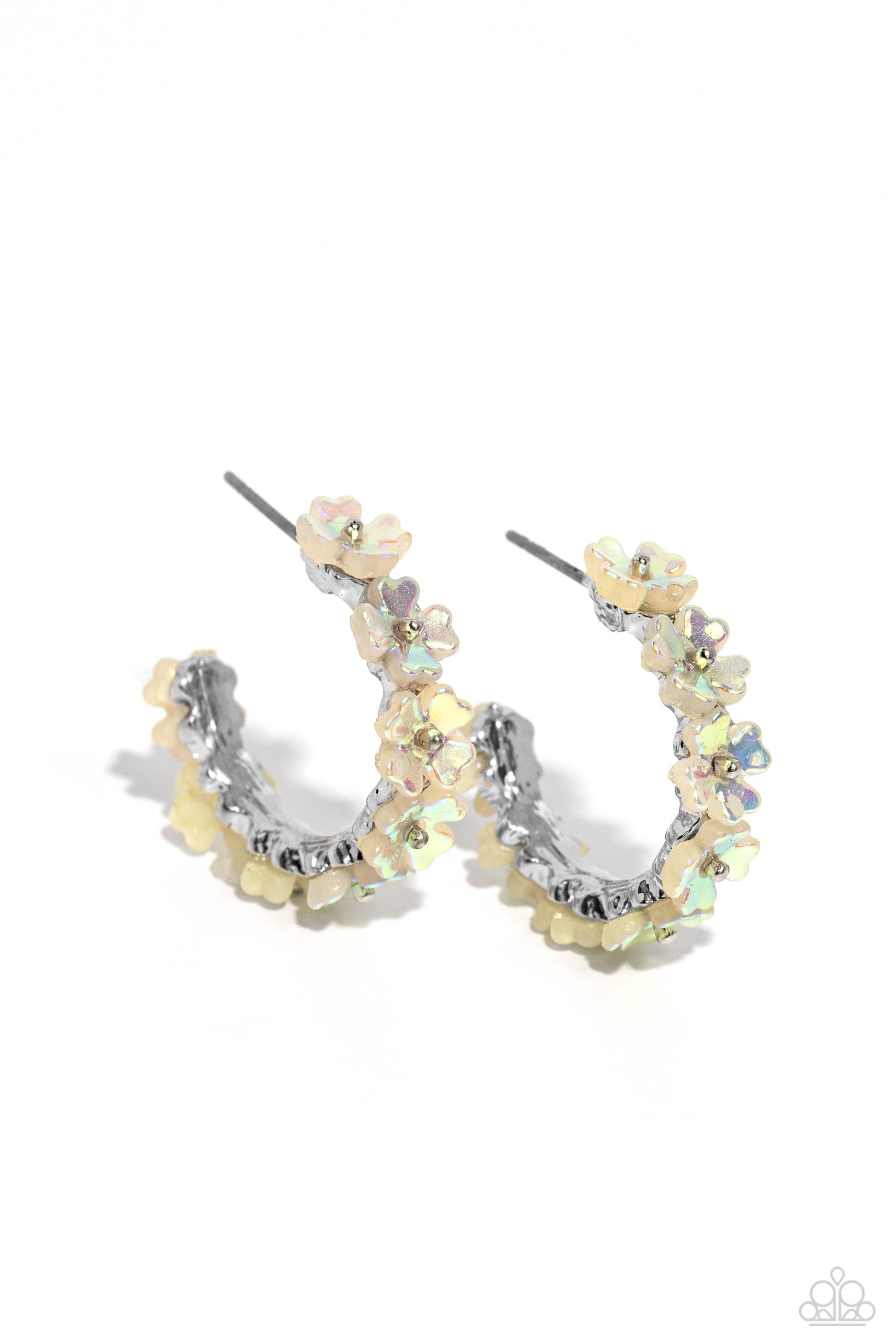 Paparazzi Floral Focus - White Earrings