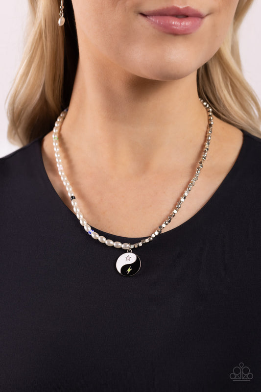 Paparazzi Youthful Yin and Yang - Black Necklace