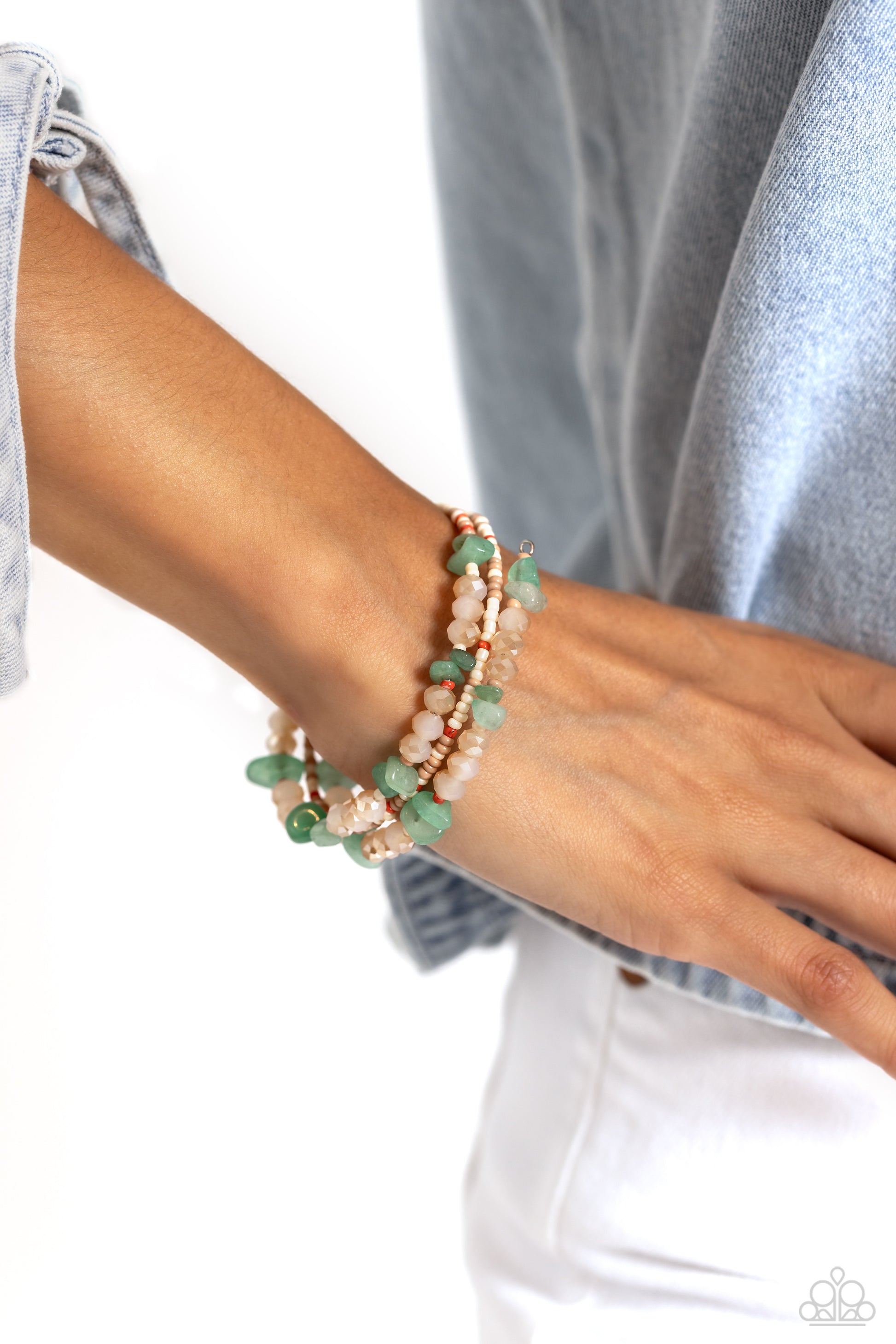 Paparazzi Notoriously Nuanced - Green Bracelet