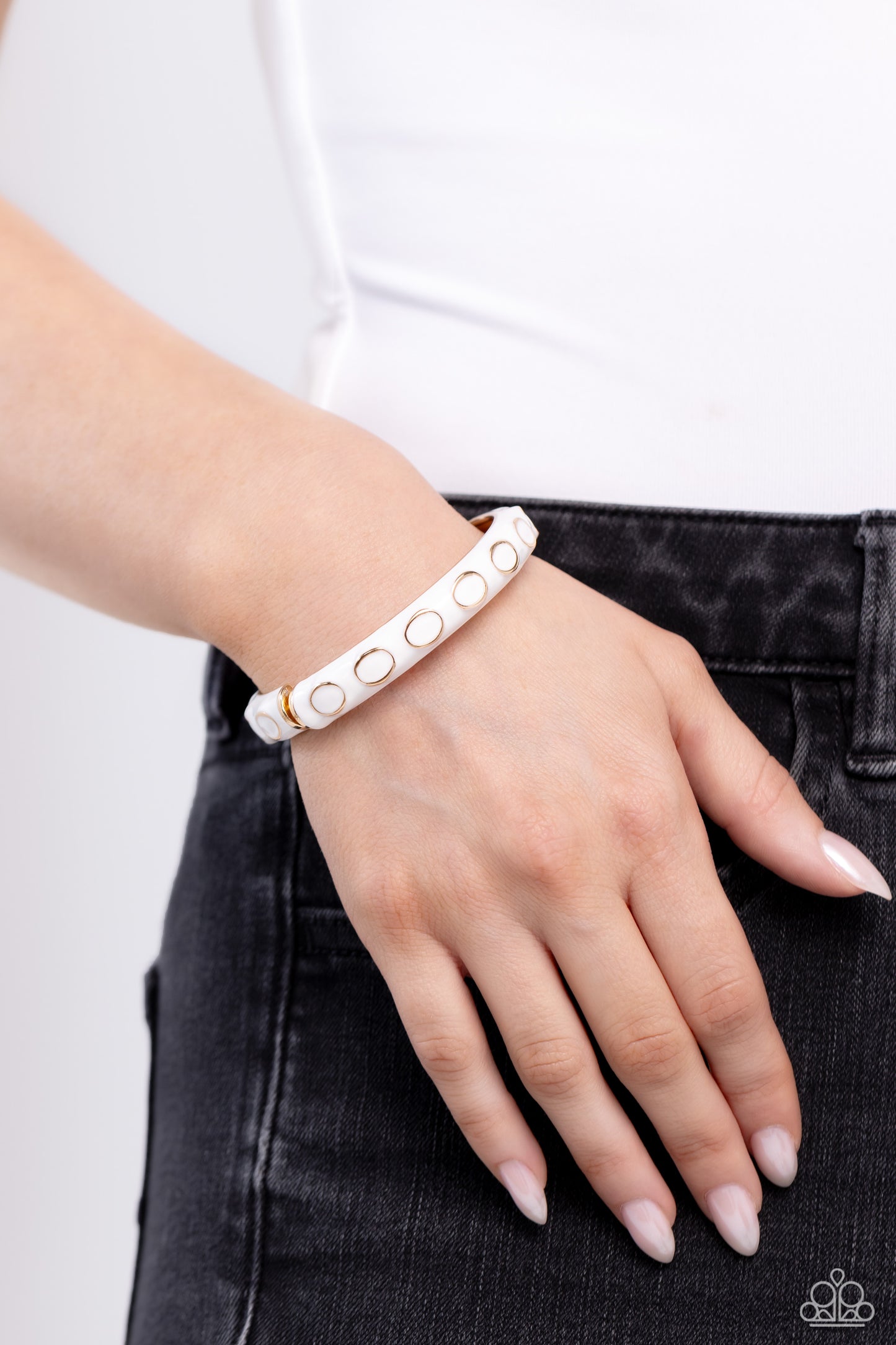 Paparazzi Delightful Diversion - White Bracelet