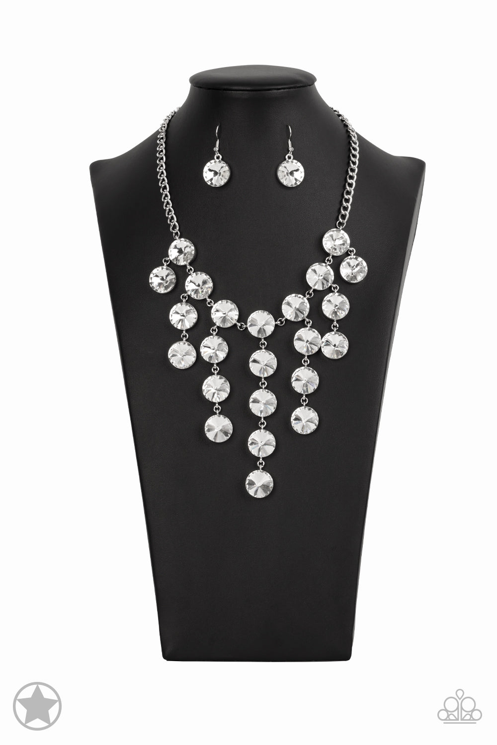 Spotlight Stunner - Blockbuster Rhinestone Necklace - Paparazzi Accessories - GlaMarous Titi Jewels